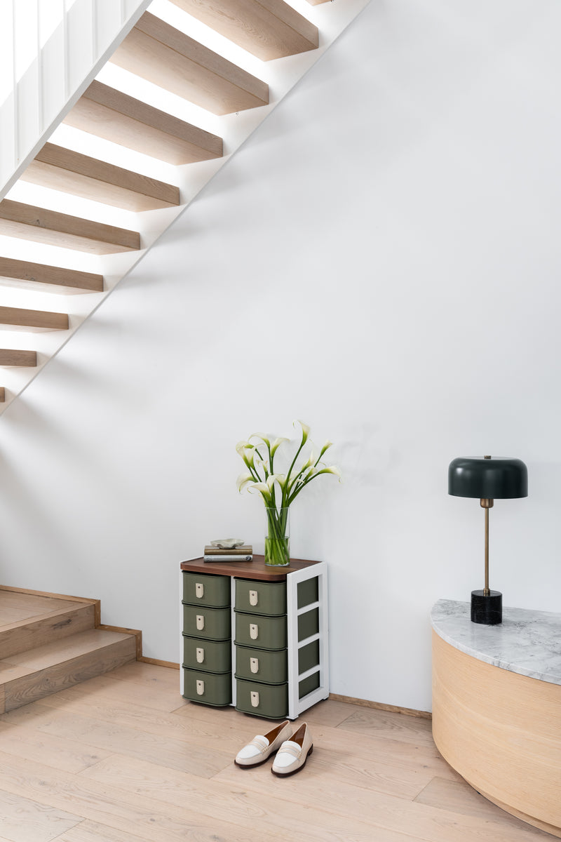 Olive 8 box stand with white frame, featuring sleek design and modern style by SAGITINE.
