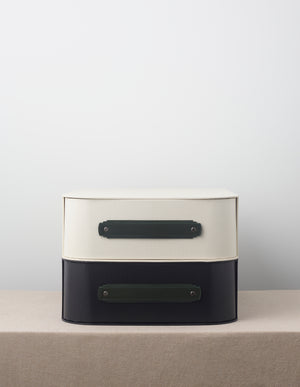 Khaki leather handle from Sagitine, featuring a sleek design ideal for bags and furniture pulls.