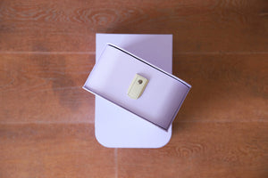 Lilac 14 box stand with white structure and cream handles by SAGITINE