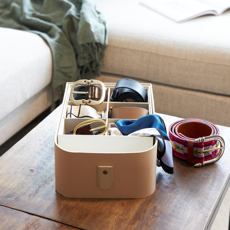 Beige insert set for belts with multiple compartments, featuring a variety of belts and buckles. Brand: SAGITINE.