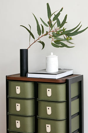 Olive 14 box stand with black frame and cream handles by SAGITINE