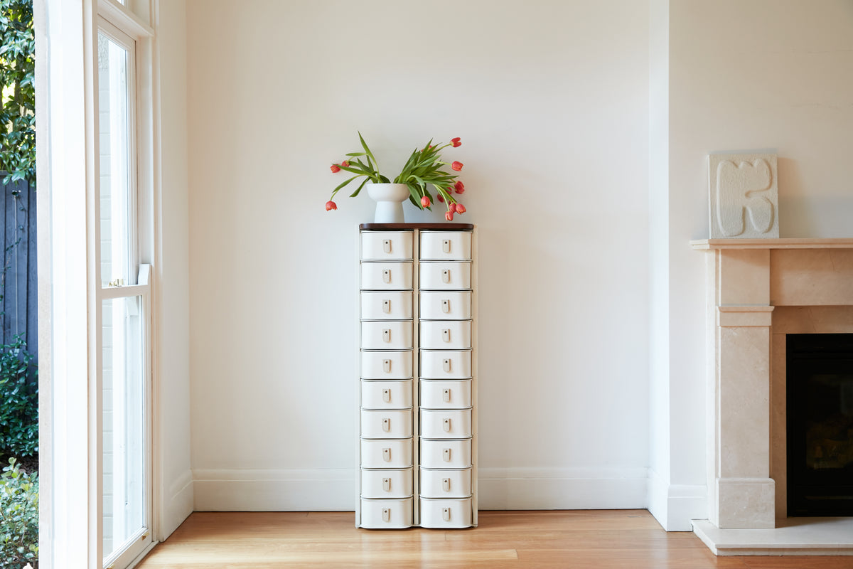 Off-white New York 20 Box Stand by SAGITINE with cream handles, designed for displaying multiple storage boxes.